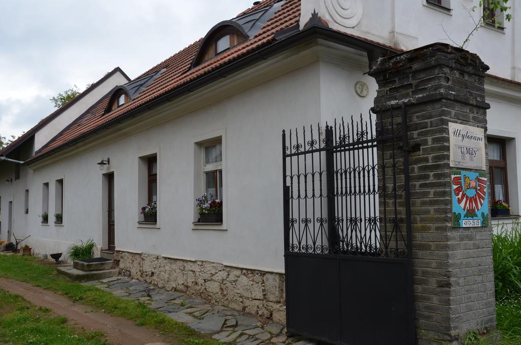 Ubytovani Hrusice Exterior foto