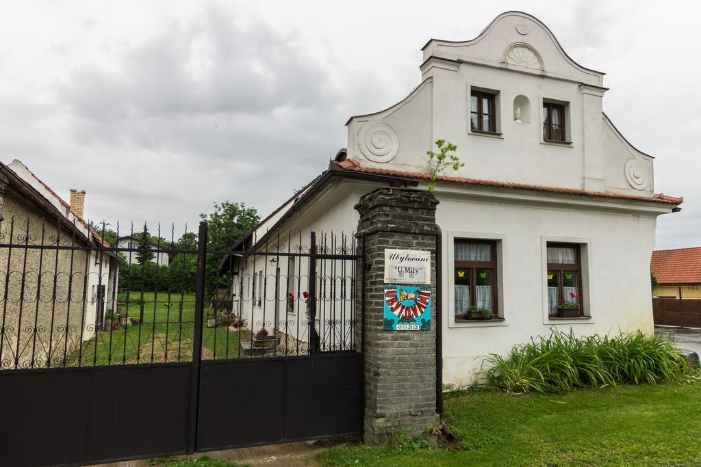 Ubytovani Hrusice Exterior foto